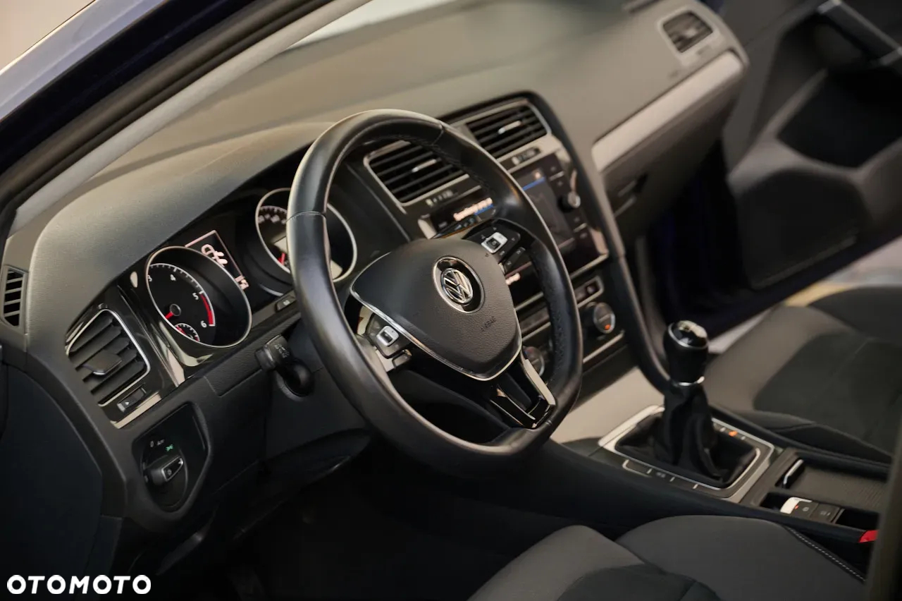 Volkswagen Golf VII 1.6 TDI BMT Highline - 37