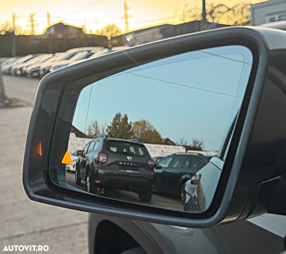 Mercedes-Benz GLA 220 d 4Matic 7G-DCT - 32