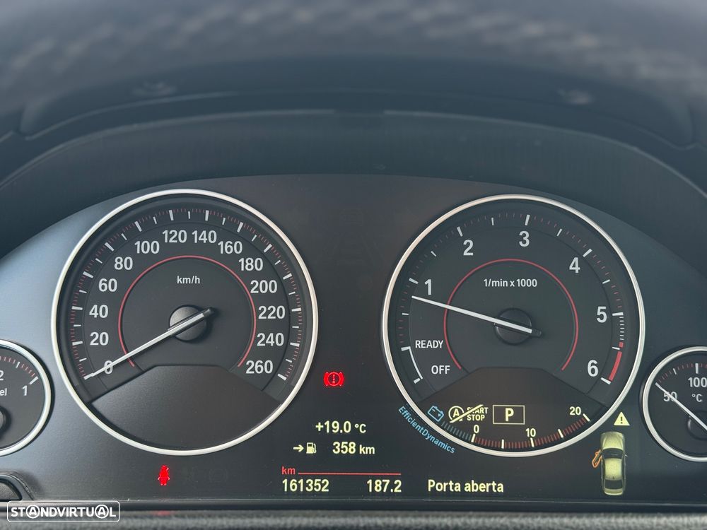 BMW 318 d Auto Line Sport - 15