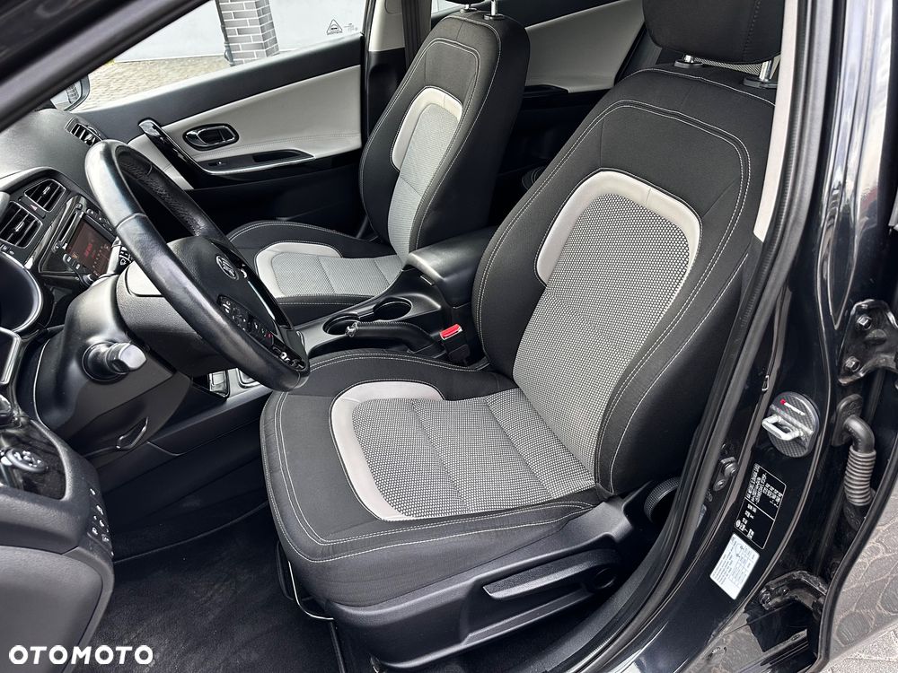 Kia Ceed 1.6 GDI ISG Dream-Team Edition - 14