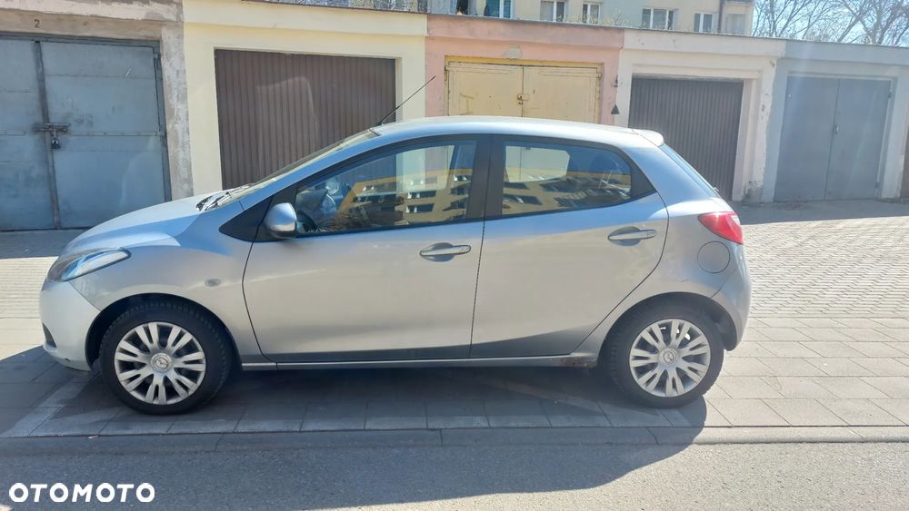 Mazda 2 1.4 DE Core + - 29