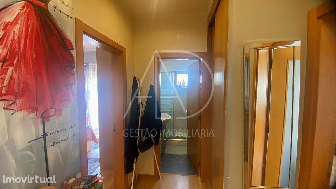 Apartamento T2 bem localizado em Baixa da banheira - Grande imagem: 4/14