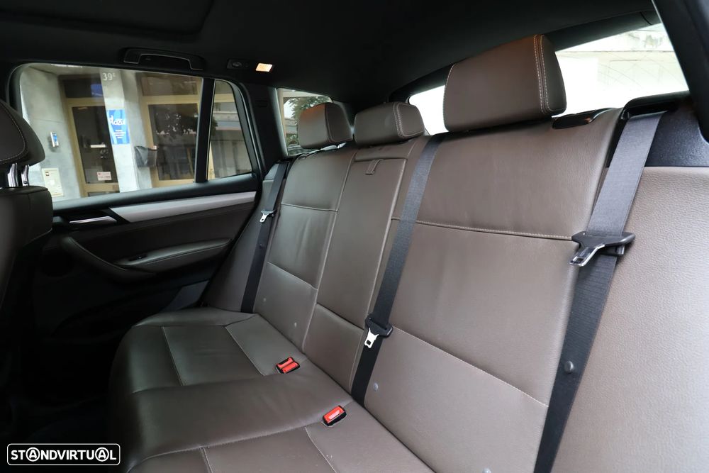 BMW X3 20 d xDrive Auto - 12