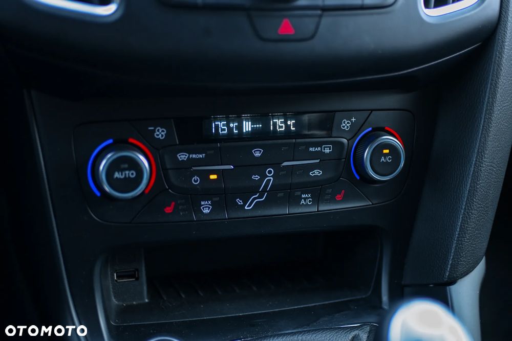 Ford Focus 2.0 TDCi ST-2 - 24