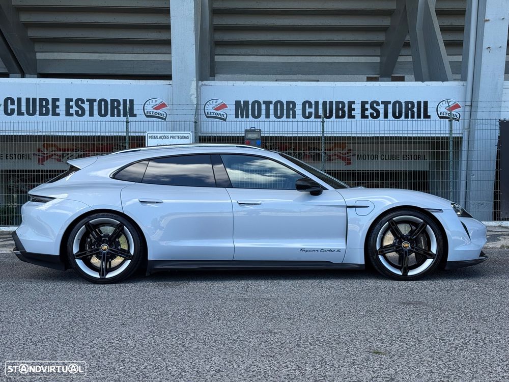 Porsche Taycan Sport Turismo Turbo S - 14