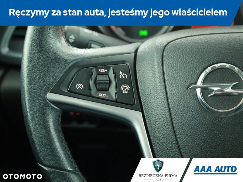 Opel Astra - 16
