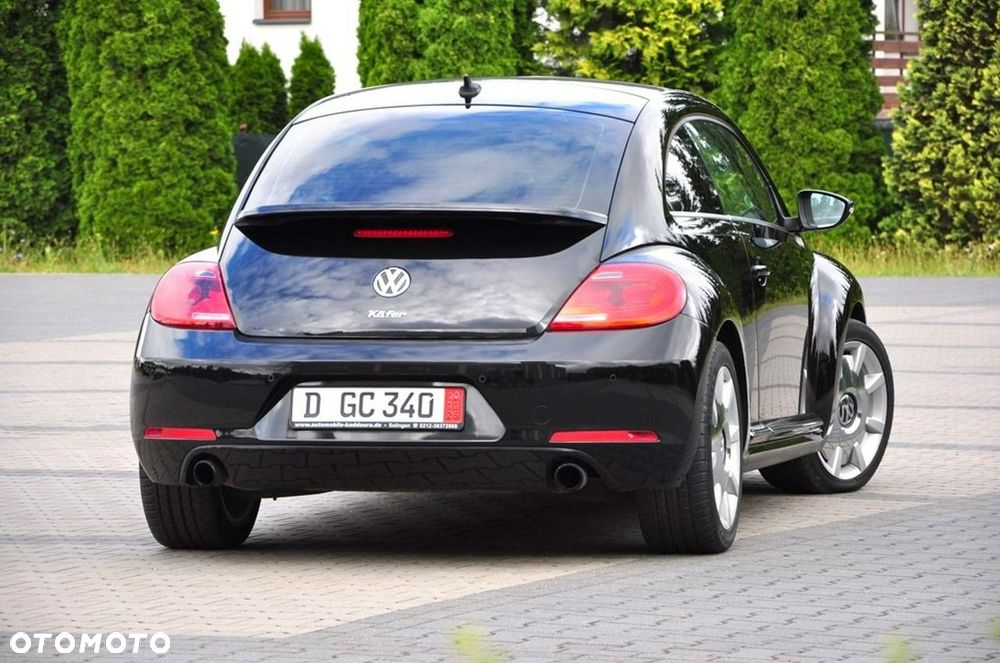 Volkswagen New Beetle - 13