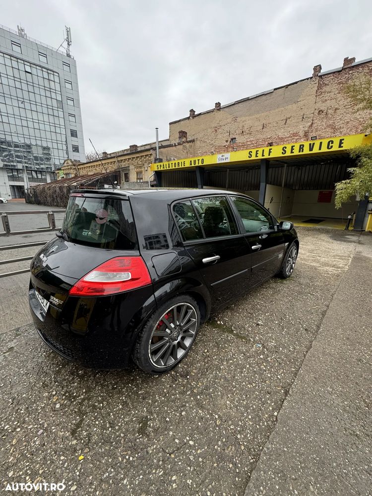 Renault Megane 16V 2.0 Turbo Sport - 3