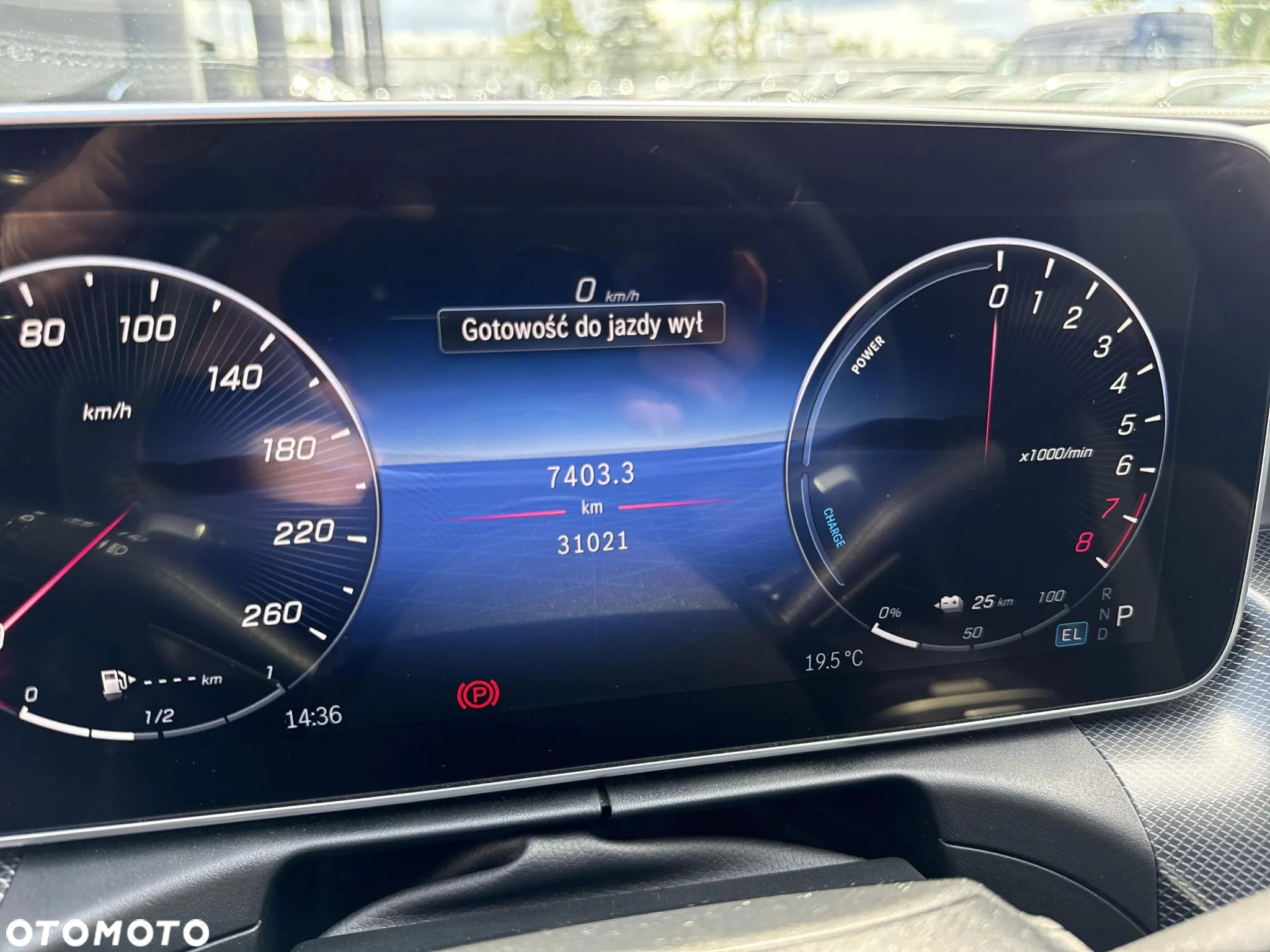 Mercedes-Benz Klasa C 300 e 9G-TRONIC AMG Line - 13