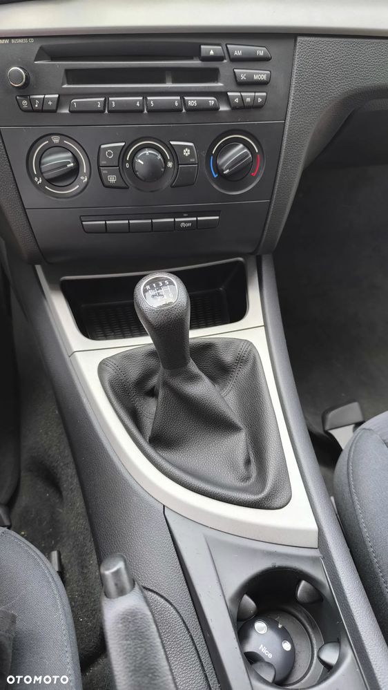 BMW Seria 1 - 16