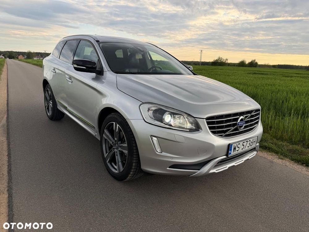 Volvo XC 60 T5 Base - 1