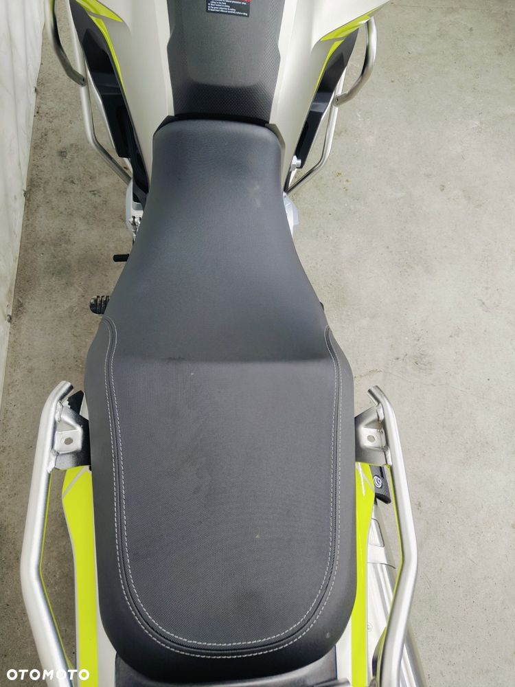 VOGE 900DSX - 12