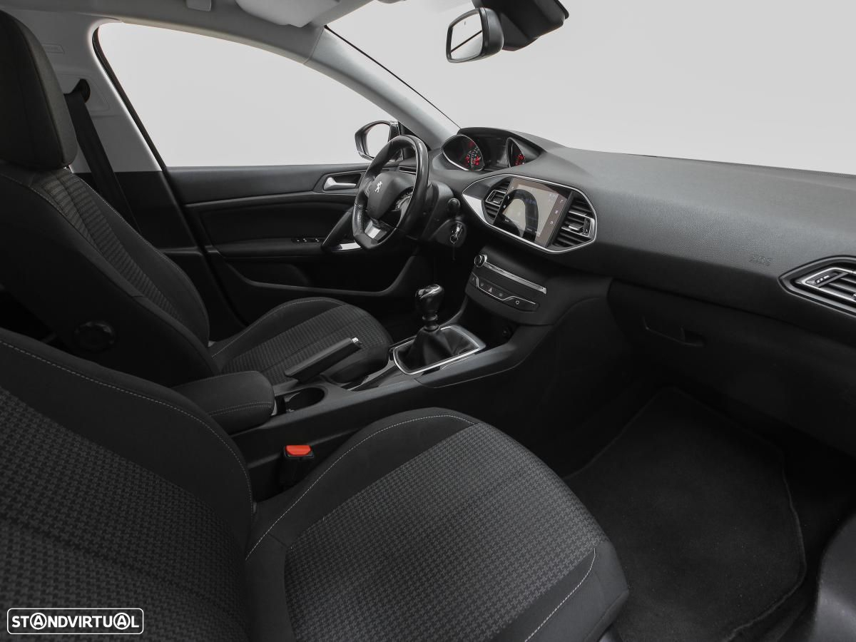 Peugeot 308 SW 1.2 PureTech Active - 9