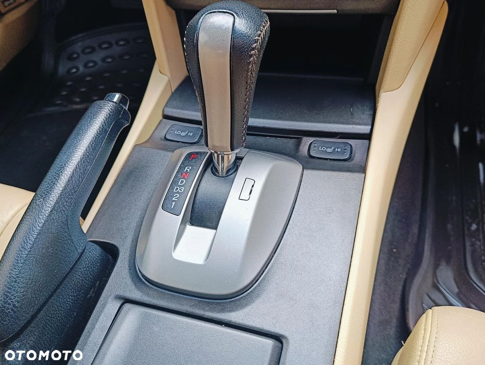 Honda Accord 3.5 V6 EX - 36