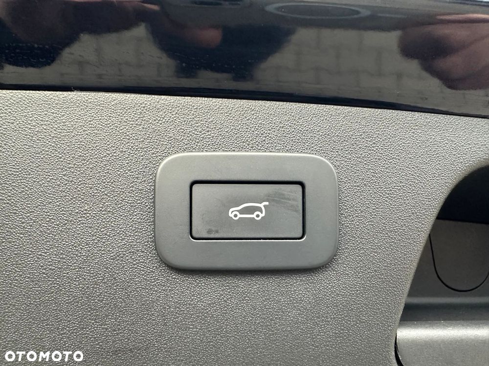 Jaguar E-Pace 2.0 P200 mHEV AWD R-Dynamic S - 7