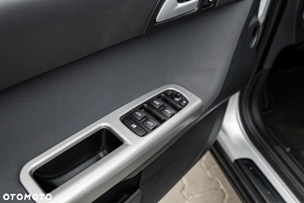 Volvo S40 T5 Momentum - 22