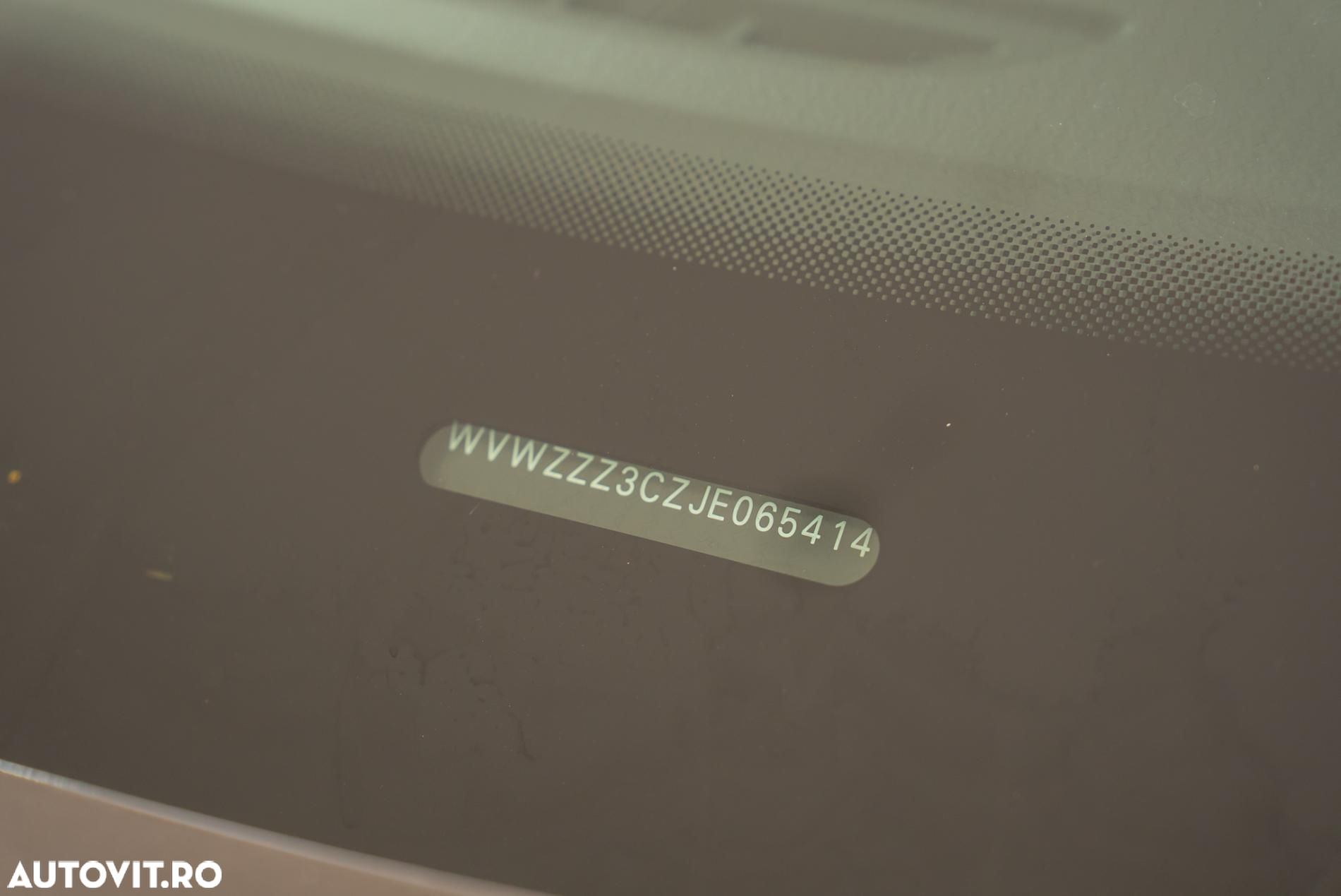 Volkswagen Passat - 16