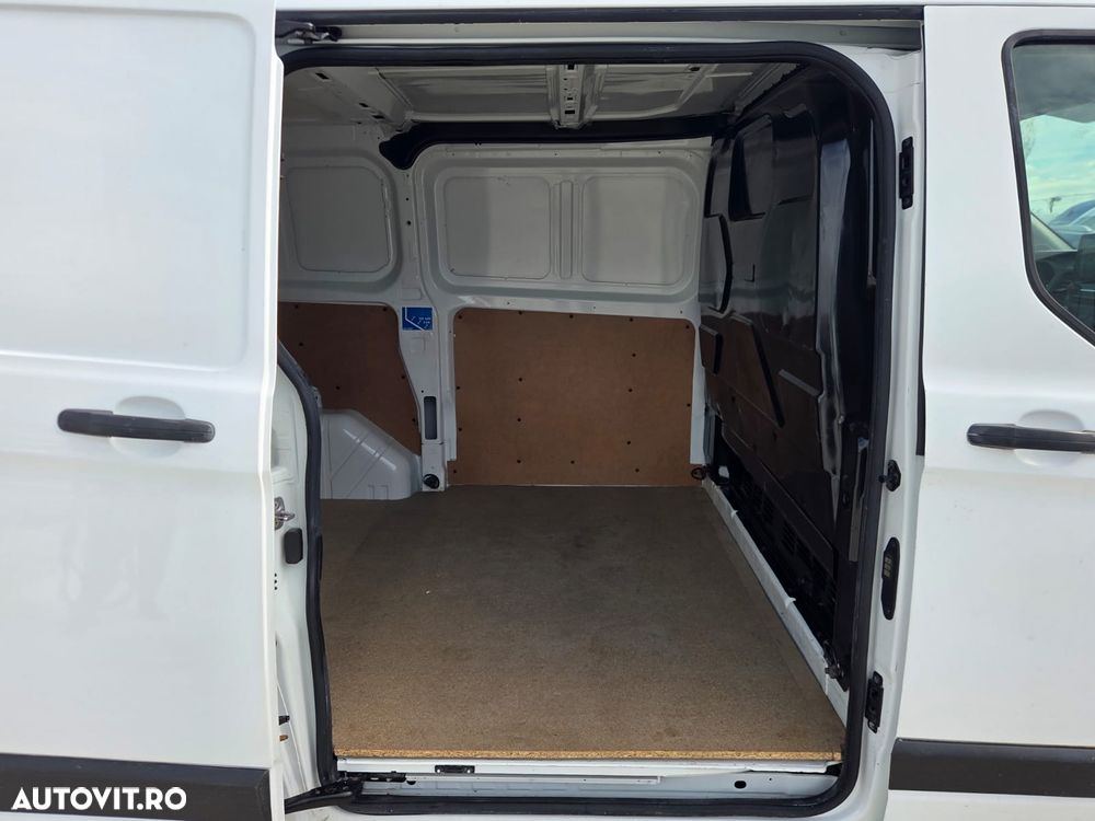 Ford New Transit Custom L1H1 - 17