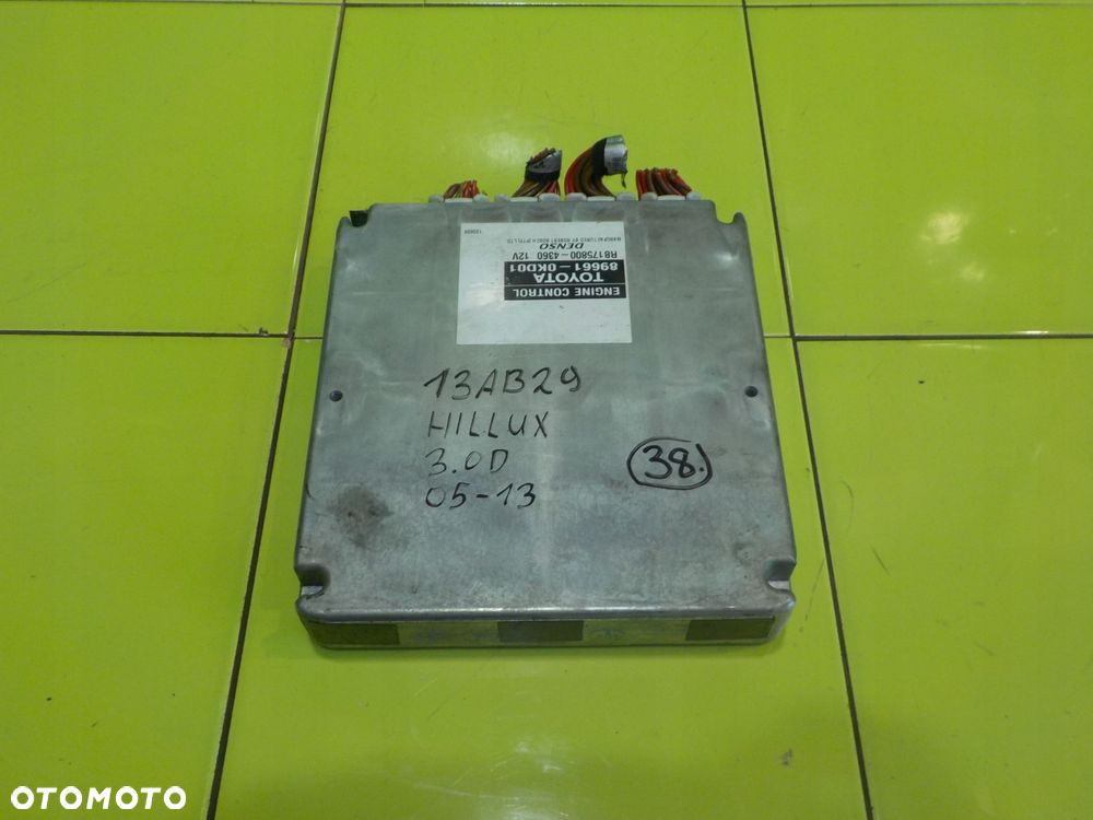 TOYOTA HILUX VII 3.0 D4D 08r sterownik komputer silnika 89661-0K001 - 2