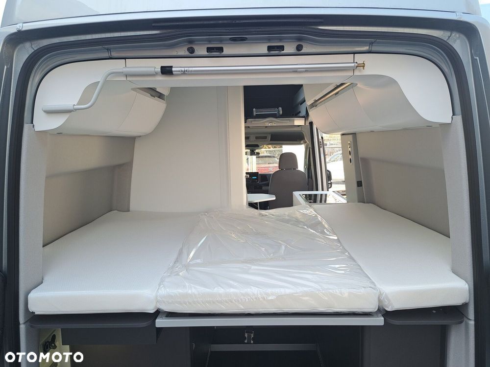 Volkswagen Crafter - 12