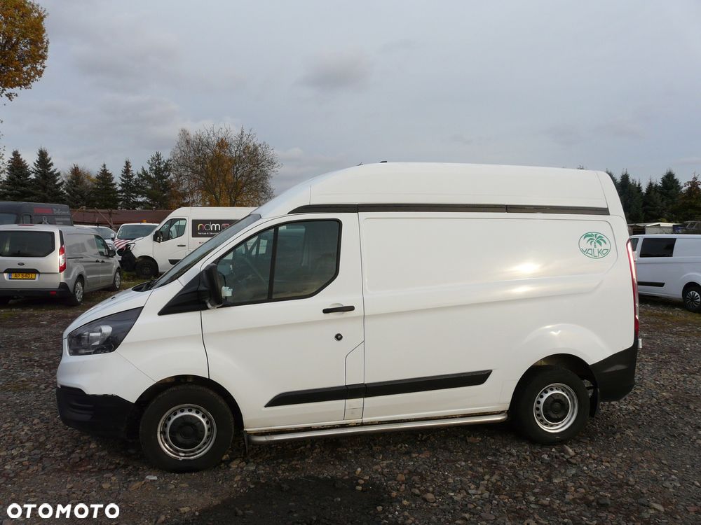 Ford Transit Custom - 8