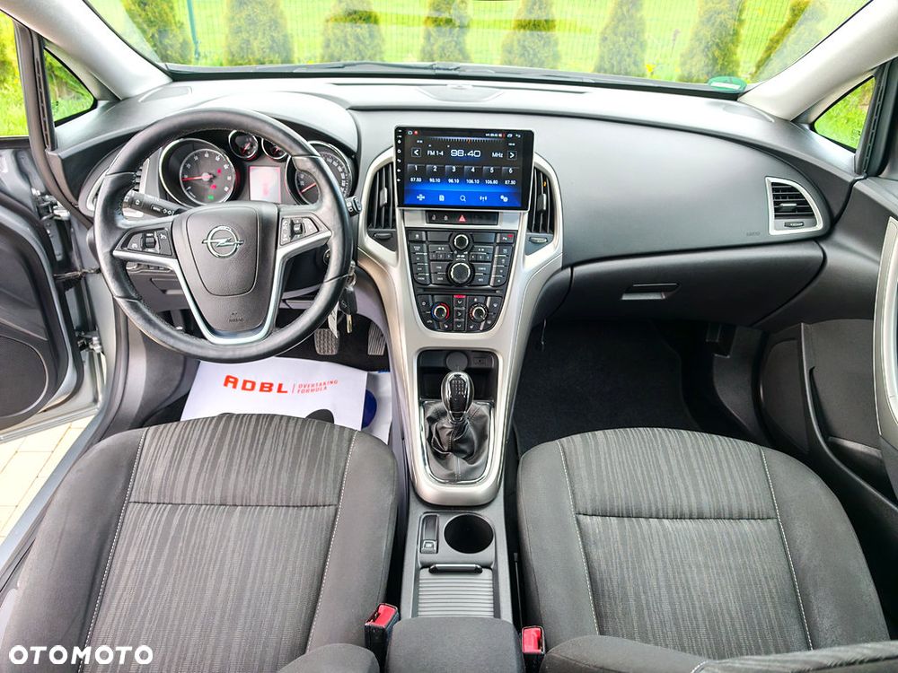 Opel Astra 1.4 Turbo Edition - 9