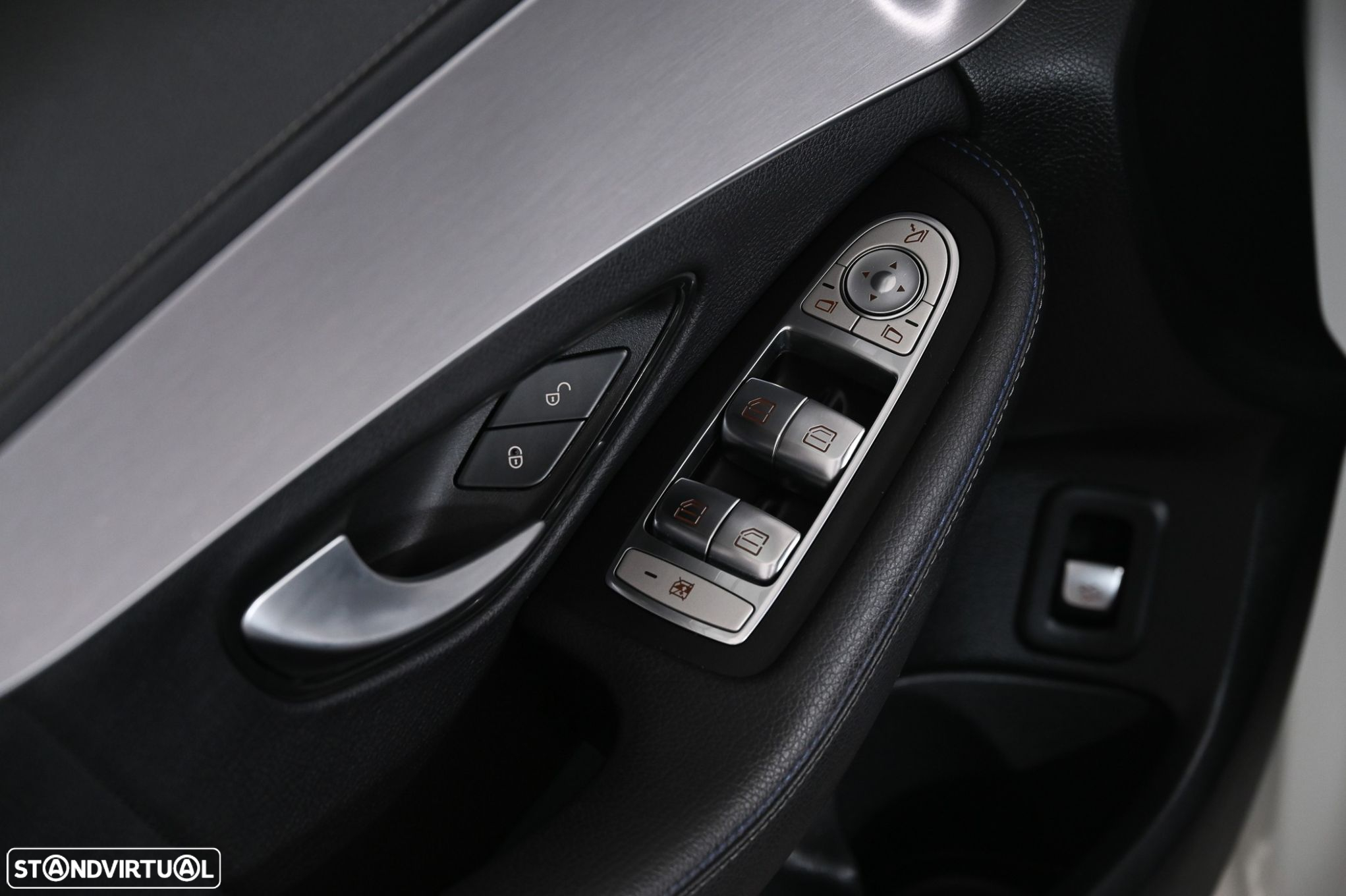 Mercedes-Benz C 220 d AMG Line - 18
