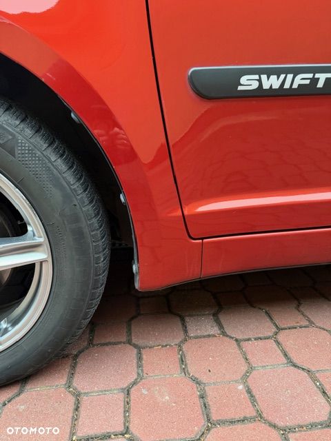 Suzuki Swift 1.3 Sakura - 12