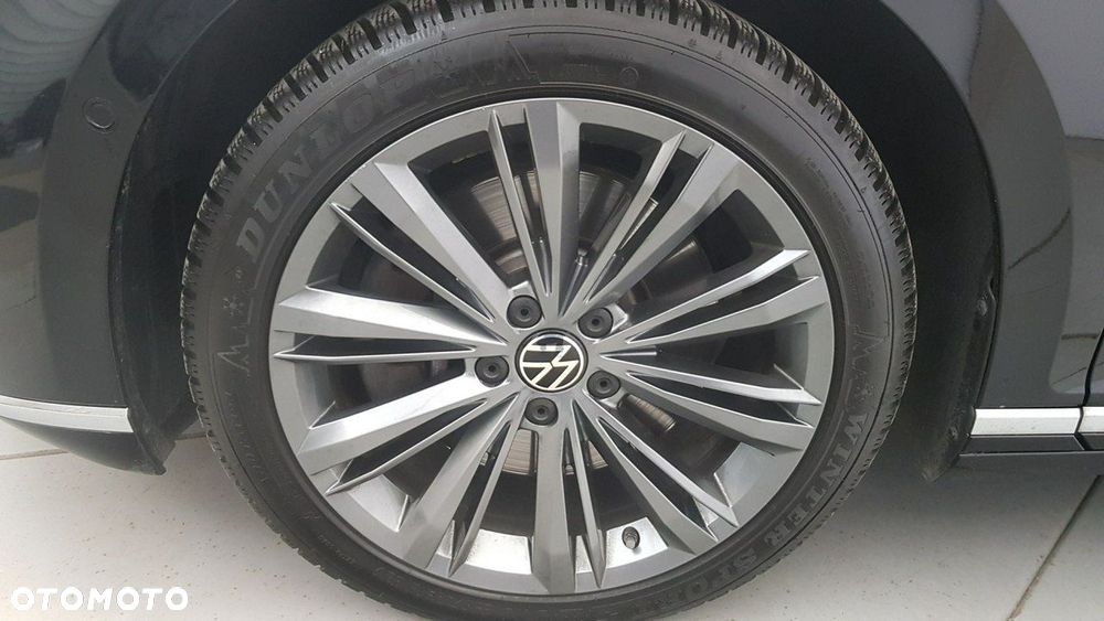 Volkswagen Passat - 9