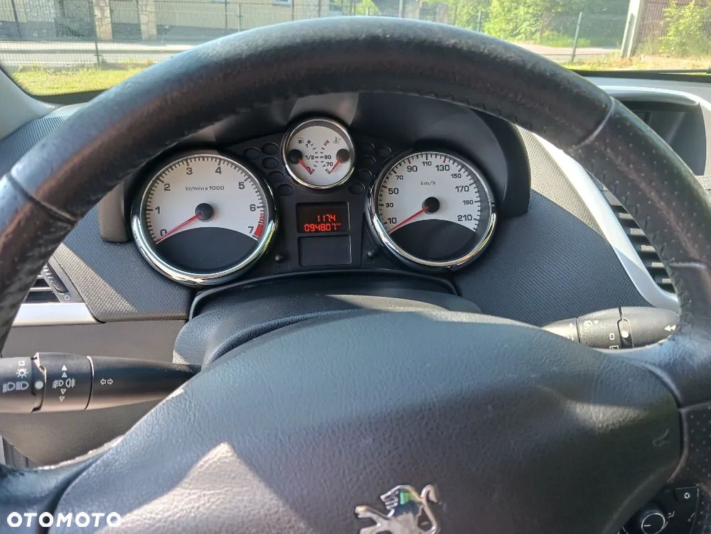 Peugeot 207 1.4 16V Trendy - 7