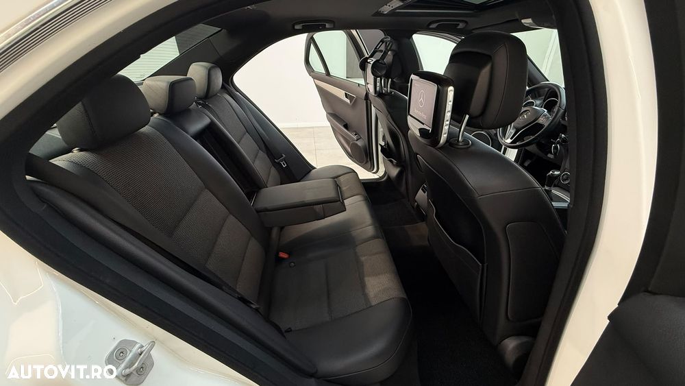 Mercedes-Benz C 220 CDI - 9