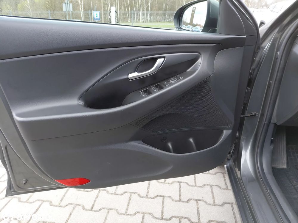 Hyundai i30 1.0 T-GDI Modern DCT - 10