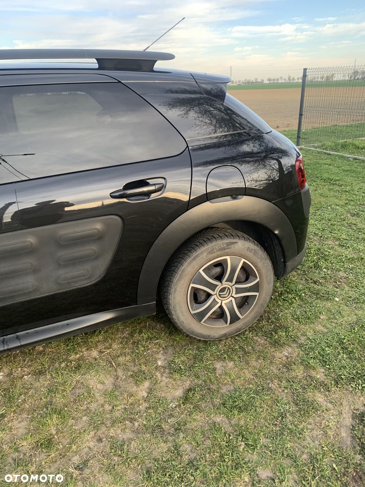 Citroën C4 Cactus 1.2 PureTech Feel Edition S&S - 13
