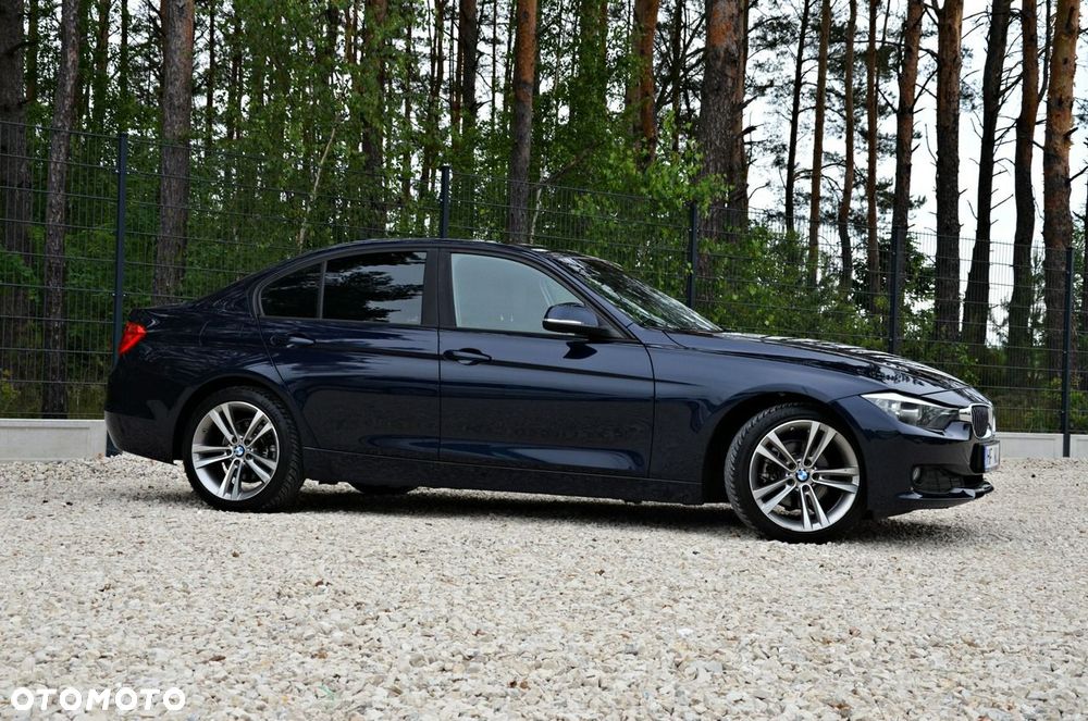 BMW Seria 3 318d Blue Performance Sport Line - 17