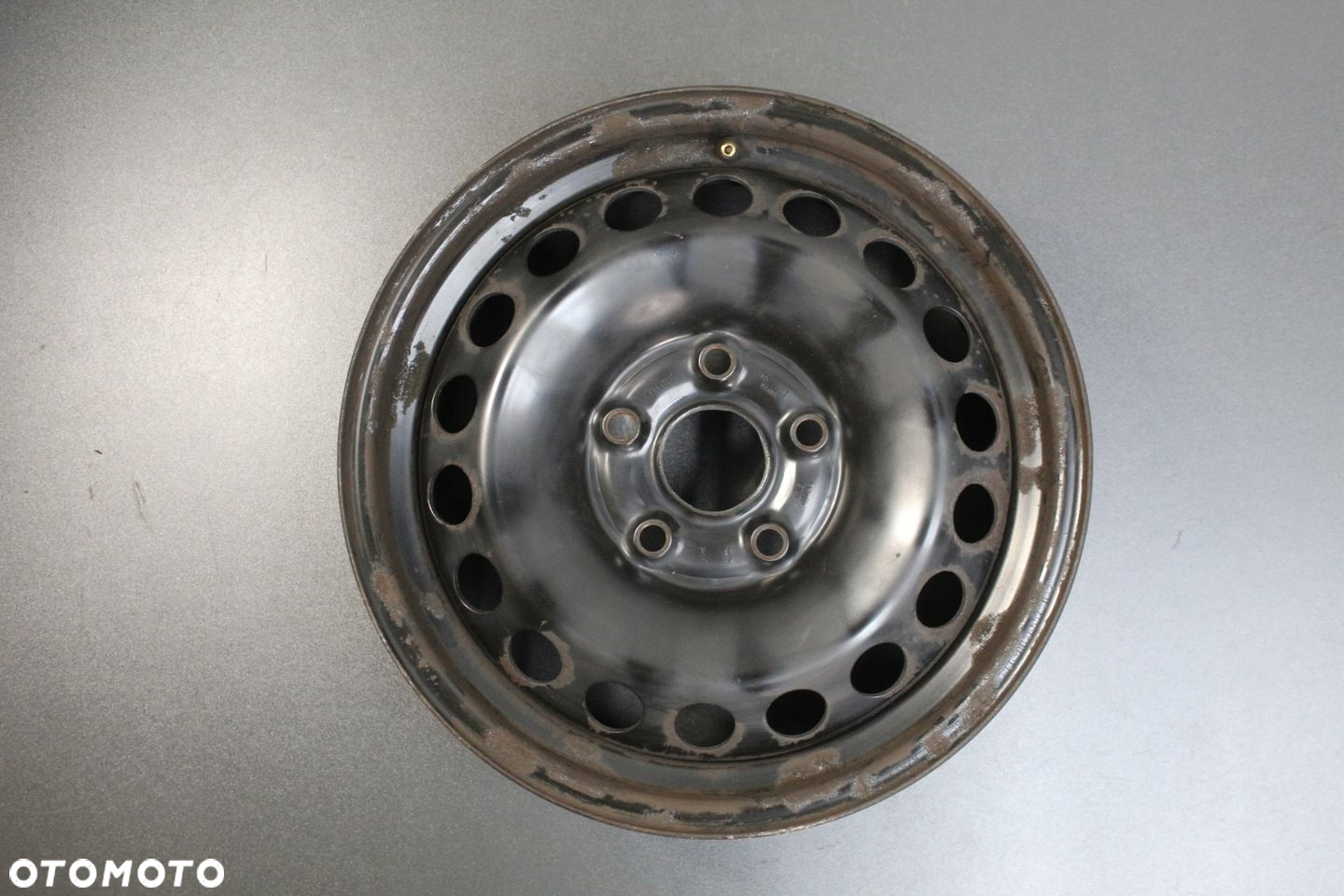 Felgi 15 5x112 Skoda Octavia II F7300-23 - 4
