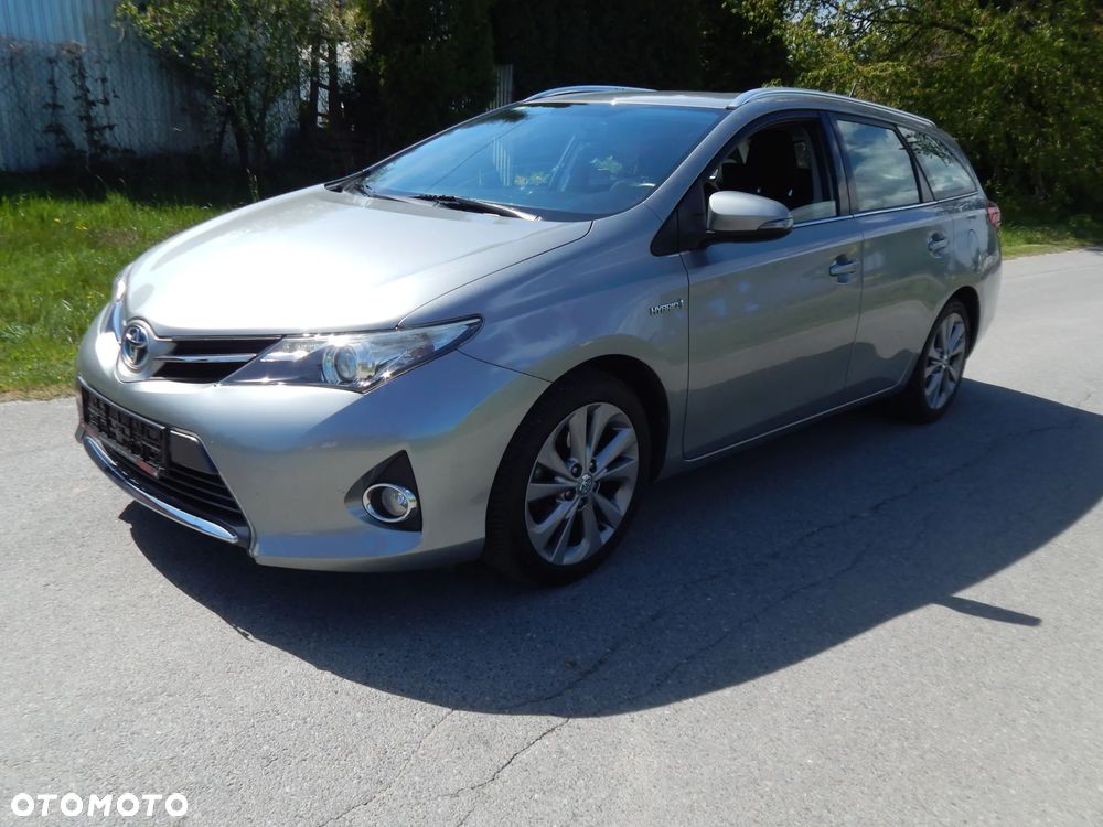 Toyota Auris - 2