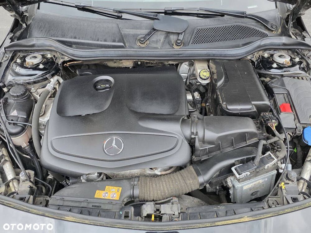 Mercedes-Benz CLA 250 4-Matic - 24