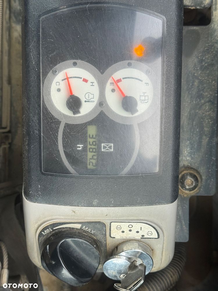 Komatsu PC 45 MR-3 - 14