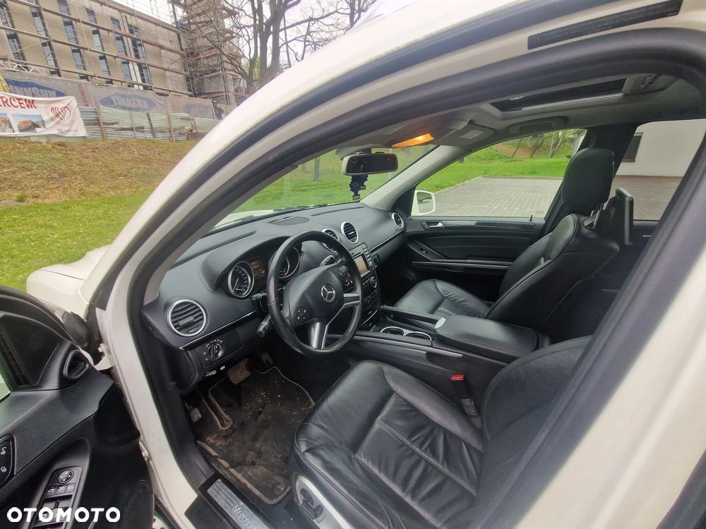 Mercedes-Benz GL 350 BlueTEC 4Matic 7G-TRONIC - 7