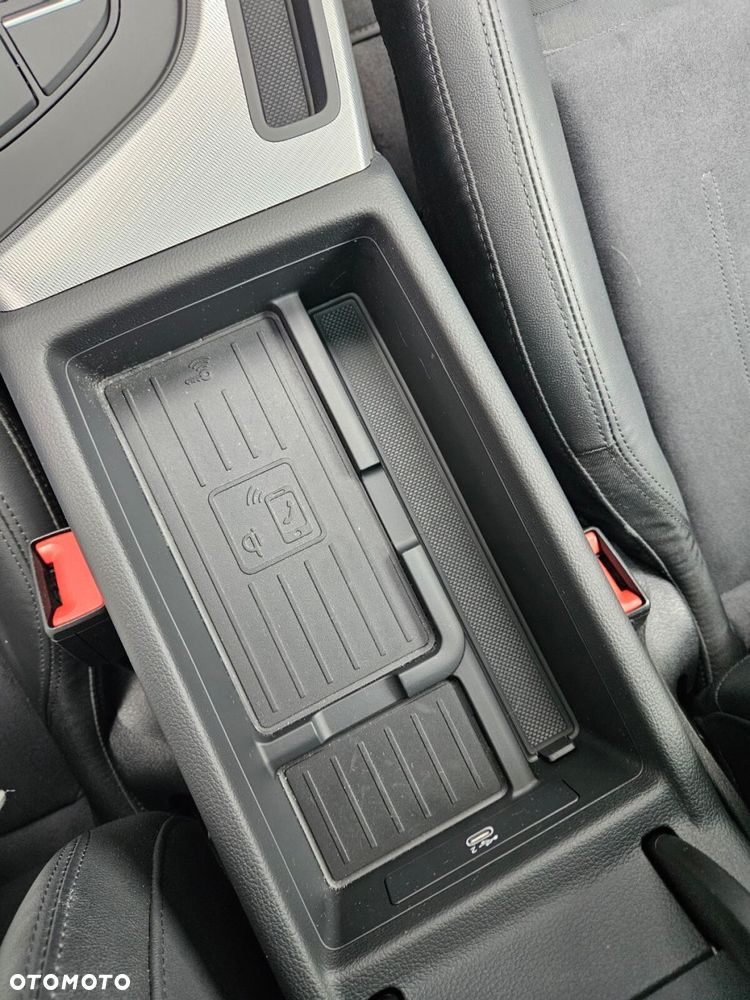 Audi A4 Allroad - 30