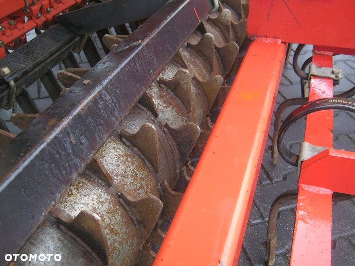 Kuhn INTEGRA 3000 - 5