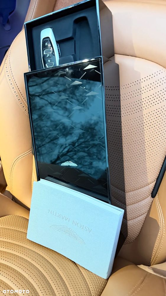 Aston Martin DBX707 - 29