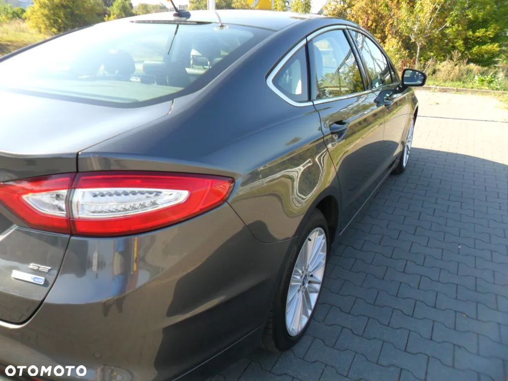 Ford Mondeo 2.0 EcoBoost Titanium - 12