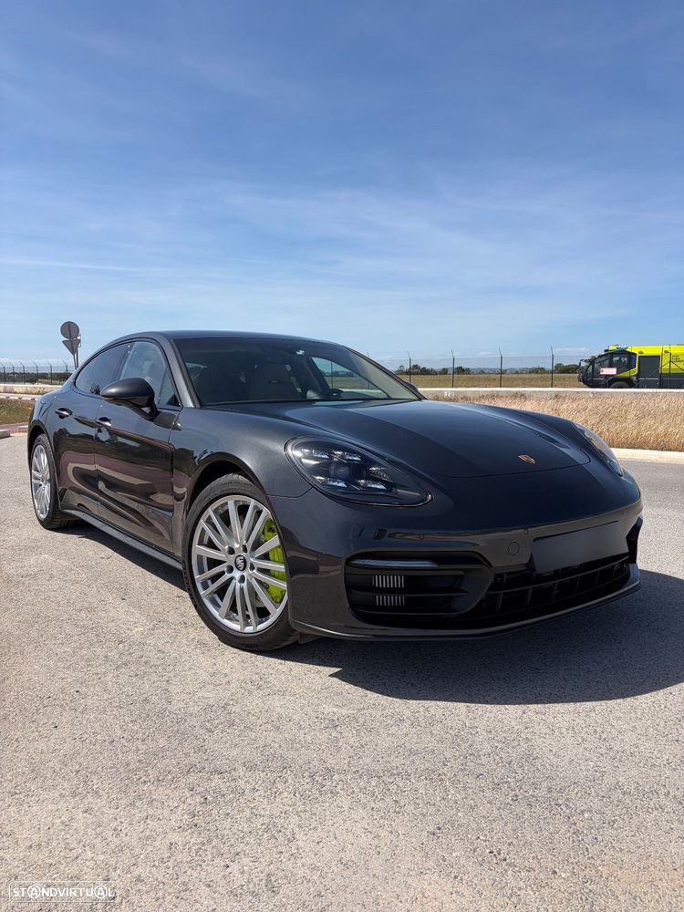 Porsche Panamera - 6