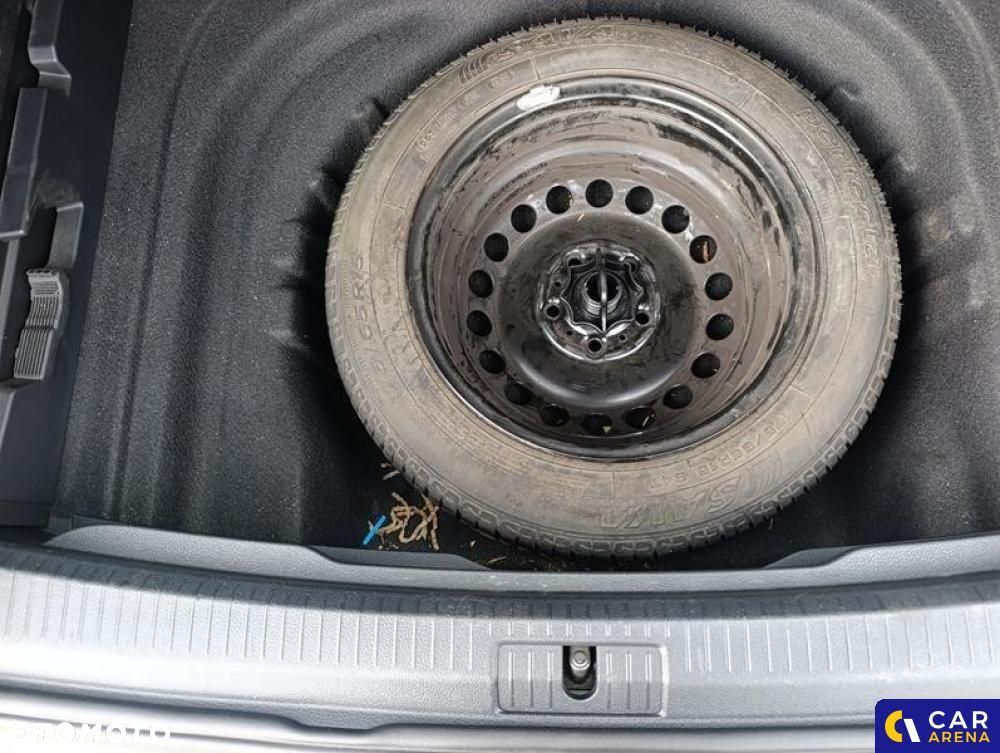 Volkswagen Golf - 15