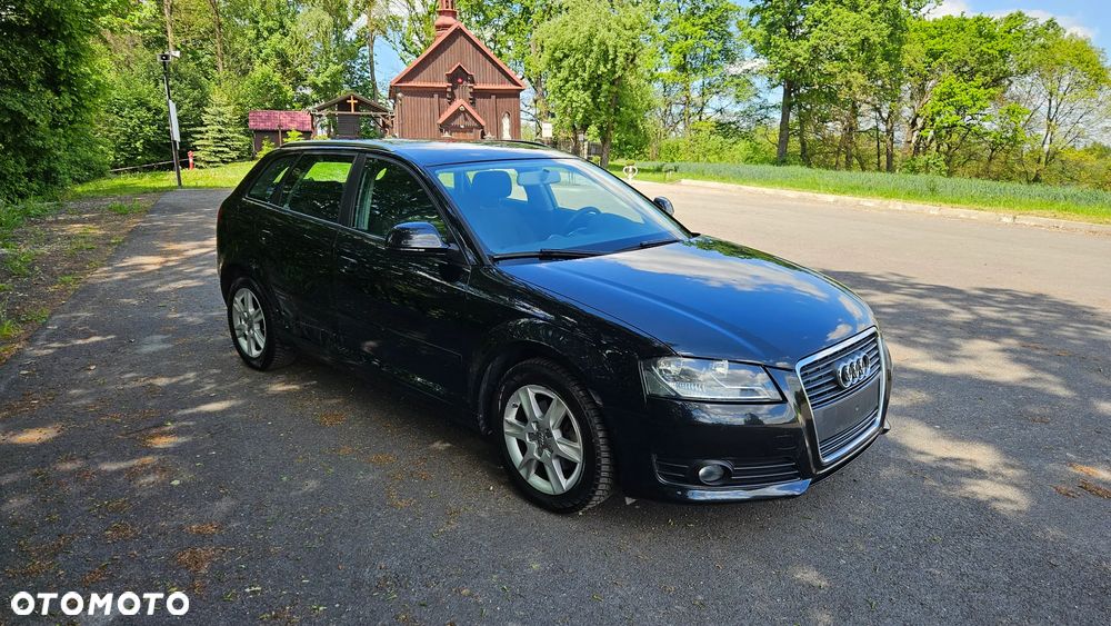 Audi A3 Sportback 2.0 TDI DPF Ambiente - 3