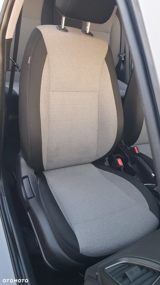 Hyundai i20 1.2 Intro Edition - 24