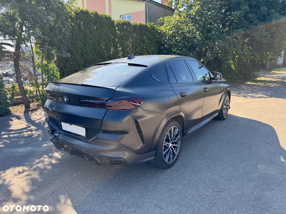 BMW X6 - 40