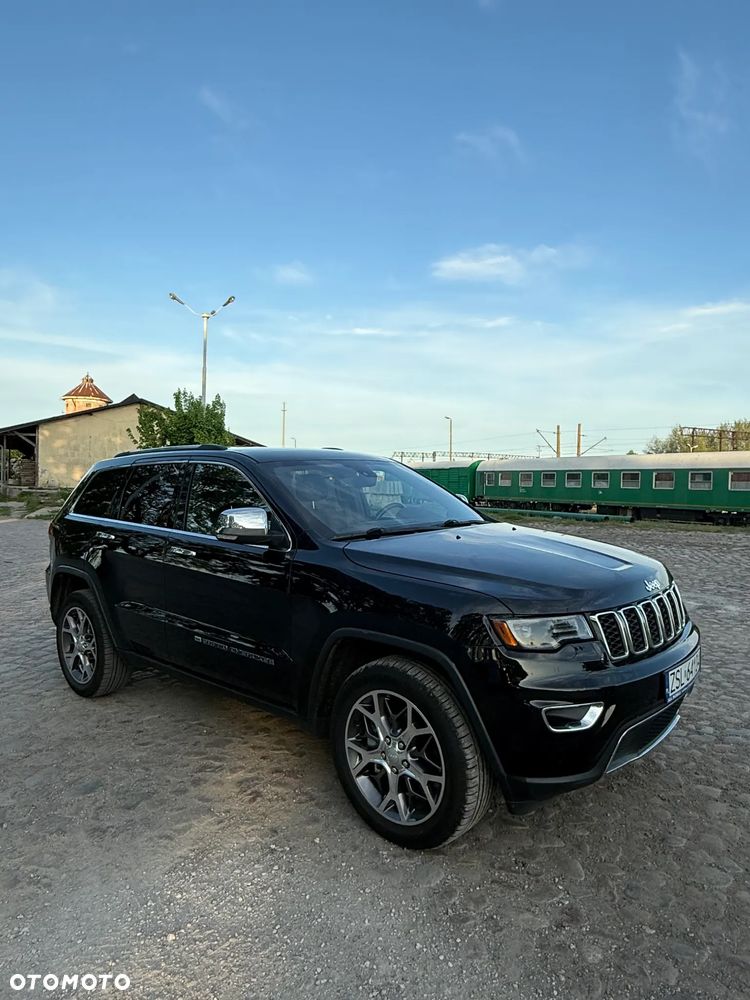Jeep Grand Cherokee - 9