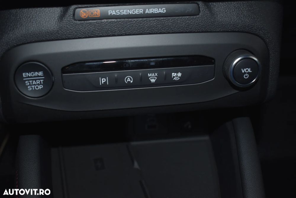 Ford Focus - 21